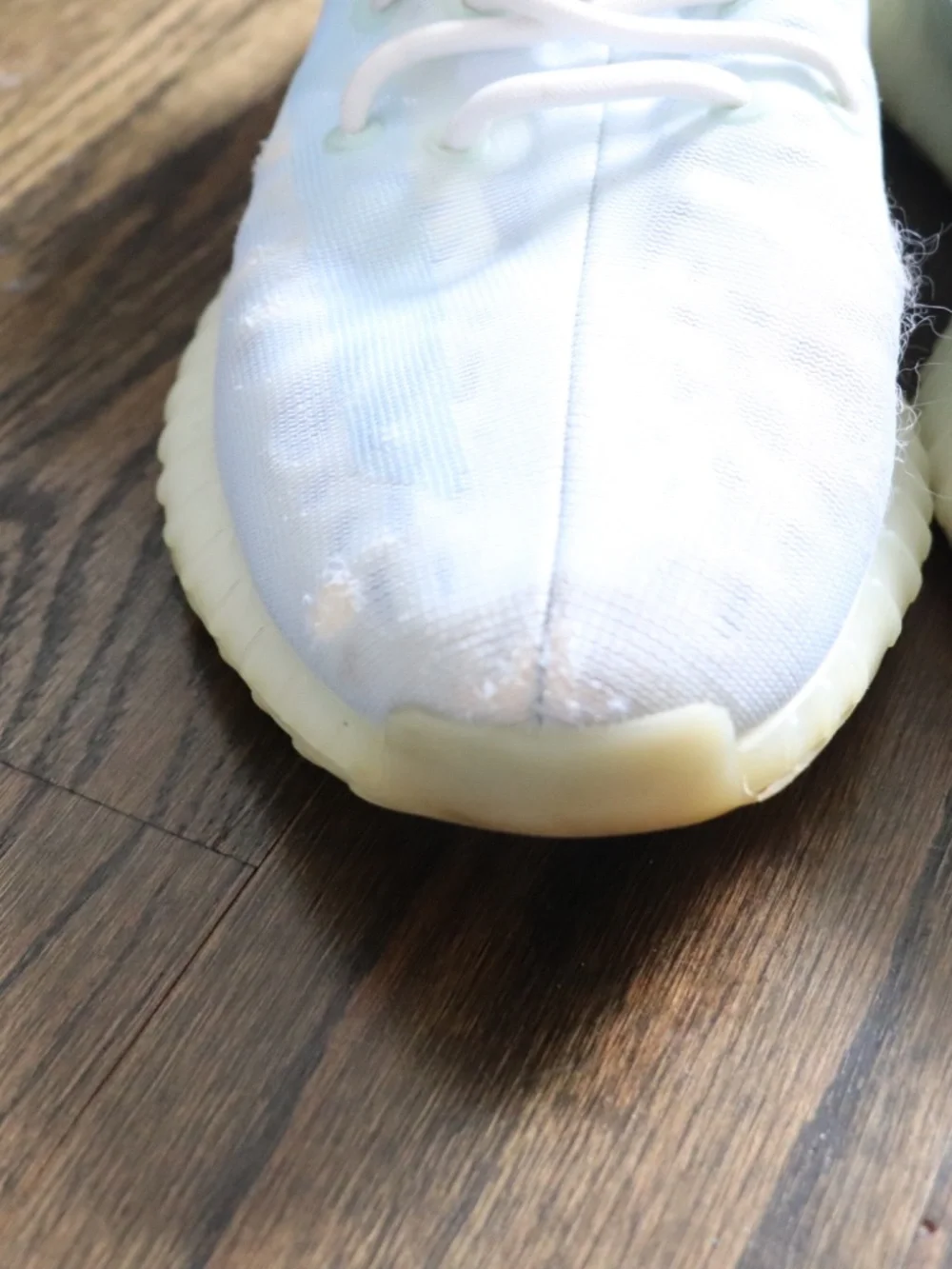 Adidas Yeezy Boost 350 V2 Mono Ice Low Top Athletic Sneaker Size 11 White Blue - Picture 4 of 16